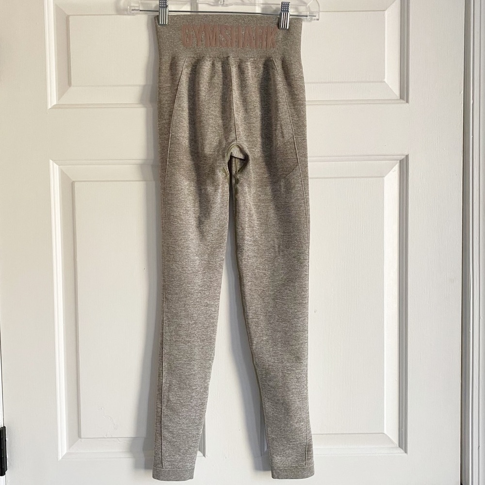 Gymshark Vital Seamless Workout Leggings‎ Gray Pink Logo Womens Size XS